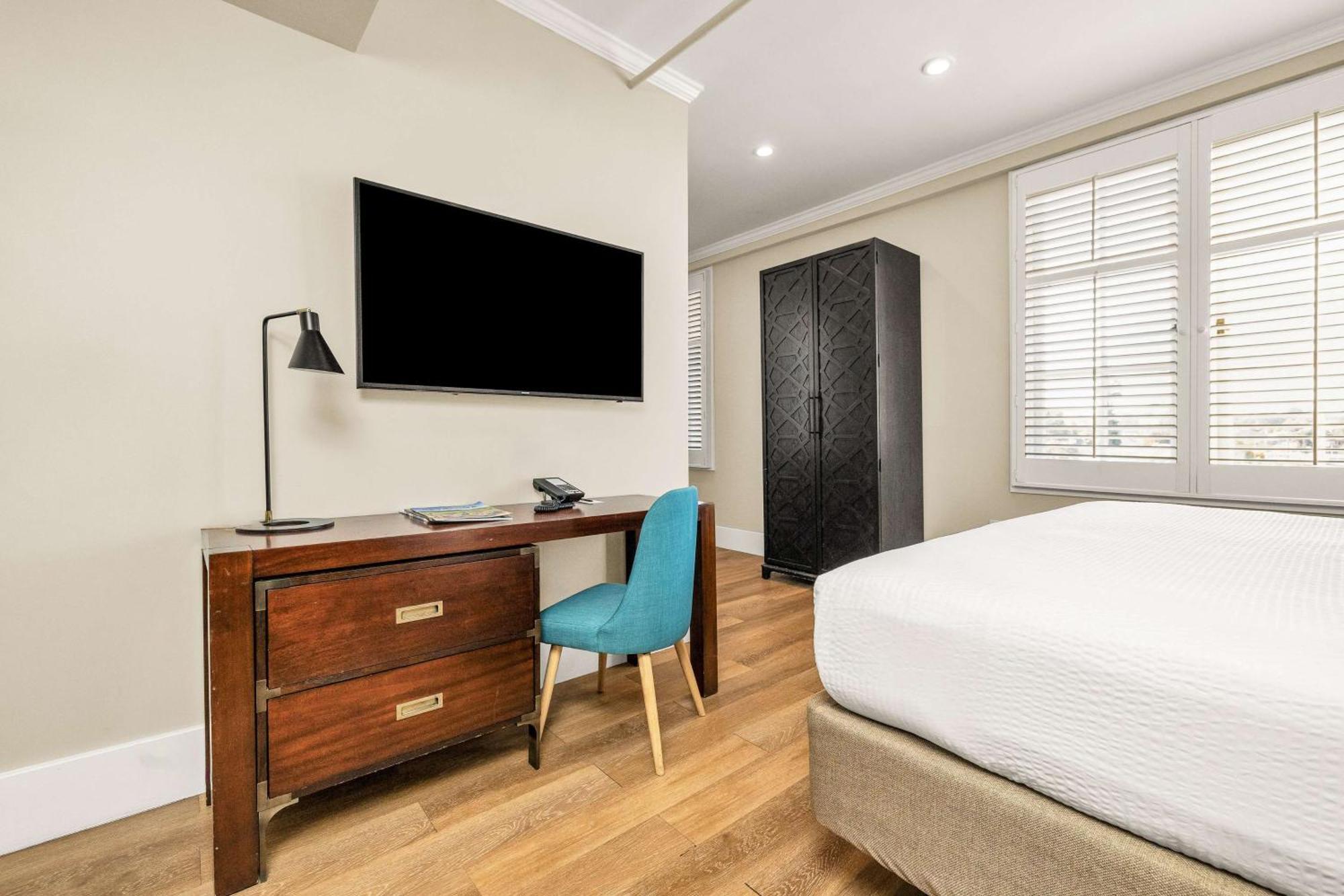 Hotel Petaluma, Tapestry Collection By Hilton Exterior photo